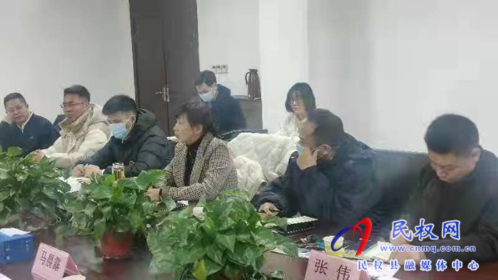 縣委常委、副縣長(zhǎng)于茜赴河南中原鐵路物流有限公司洽談項(xiàng)目