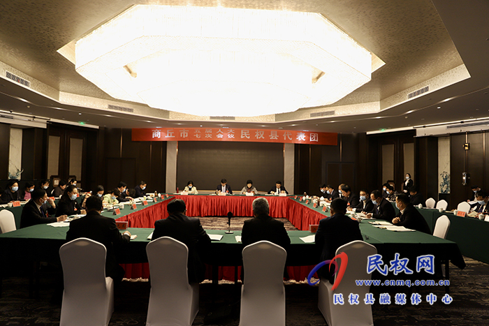 我縣代表團(tuán)認(rèn)真審議市人大常委會(huì)工作報(bào)告和法檢“兩院”工作報(bào)告