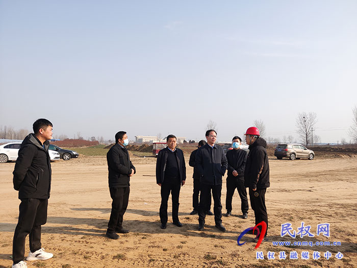 縣委常委、常務(wù)副縣長王景義調(diào)研企業(yè)運營情況