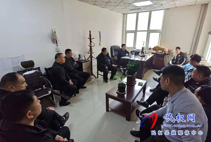 民權(quán)縣生態(tài)環(huán)境分局夜校開展“強思想、提素質(zhì)、增本領(lǐng)”業(yè)務(wù)培訓(xùn)