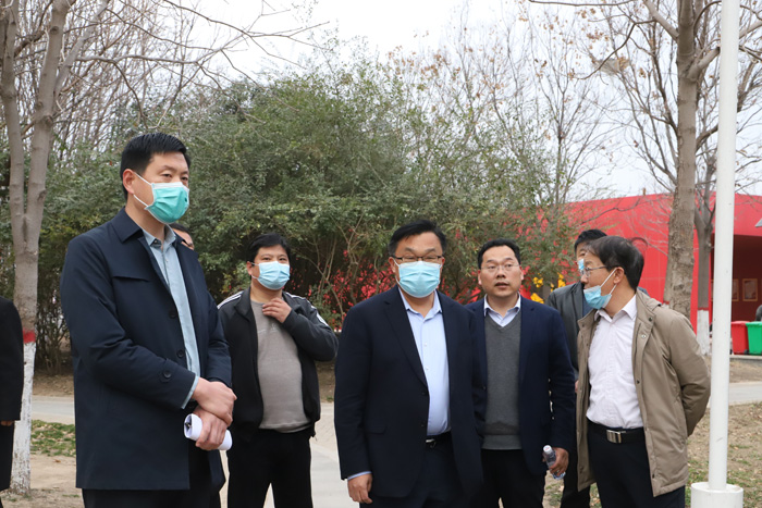 縣委常委、宣傳部長、副縣長畢道喜調(diào)研城市書房選址工作