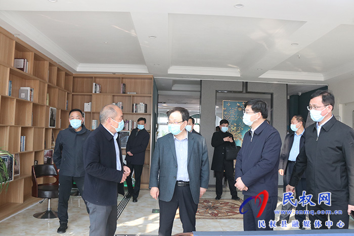 市委常委、常務副市長張家明到民檢查疫情防控工作