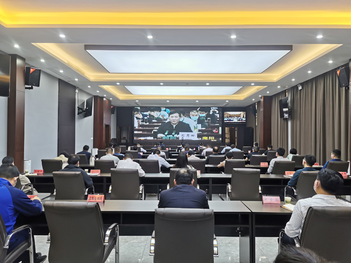 我縣組織收聽收看全省居家社區(qū)養(yǎng)老服務設施建設推進工作電視電話會議