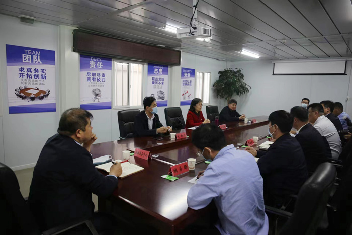 縣委副書記、縣長王靜嫻調(diào)研房地產(chǎn)工作