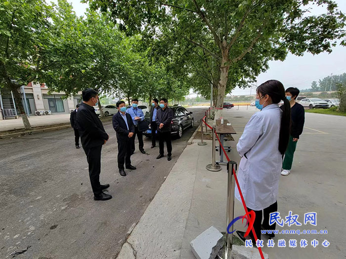 縣委常委、政法委書記陳鴻志督導(dǎo)集中隔離場所疫情防控工作