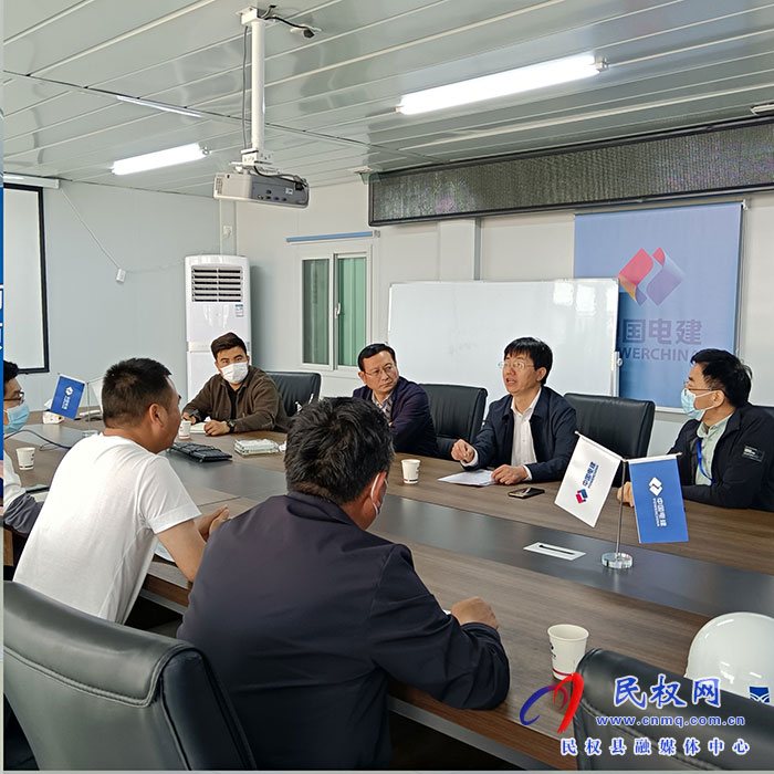 縣高新區(qū)常務(wù)副主任張愛軍查看重點(diǎn)項目建設(shè)進(jìn)展情況