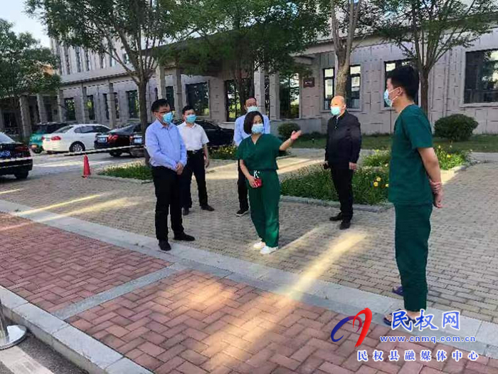 縣委常委、宣傳部長(zhǎng)、副縣長(zhǎng)畢道喜督導(dǎo)檢查考生返民集中隔離情況