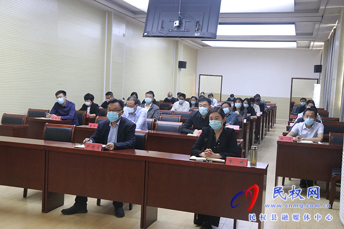 我縣組織收聽(tīng)收看全國(guó)普通高等學(xué)校畢業(yè)生就業(yè)創(chuàng)業(yè)工作電視電話會(huì)議