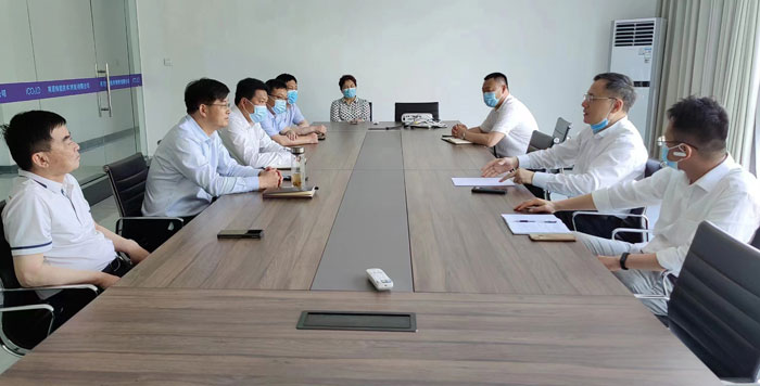 縣委書記張團(tuán)結(jié)帶隊(duì)赴河南英諾綠能科技有限公司調(diào)研