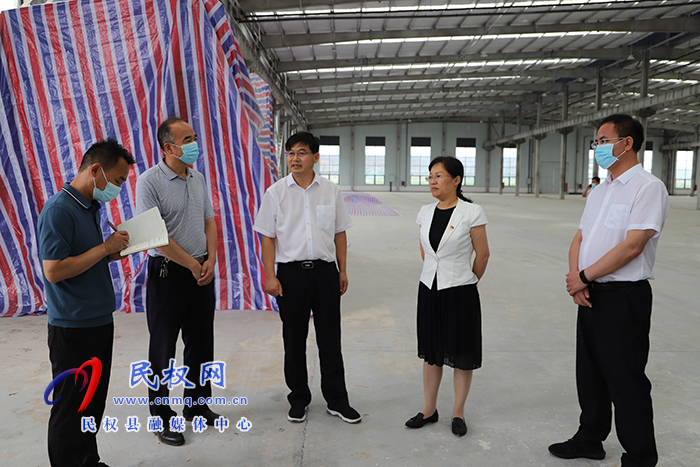 縣委書記張團結(jié)調(diào)研“三個一批”項目建設(shè)情況