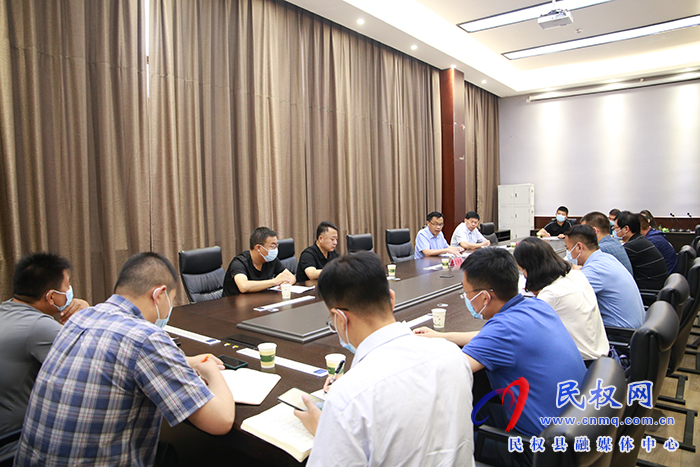 縣委常委、宣傳部長、副縣長畢道喜檢查指導“飛線”整治工作