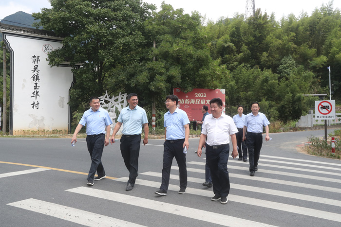 縣委書記張團結到湖州考察康養(yǎng)基地建設項目