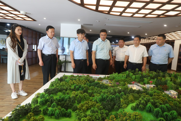 縣委書記張團結到湖州考察康養(yǎng)基地建設項目