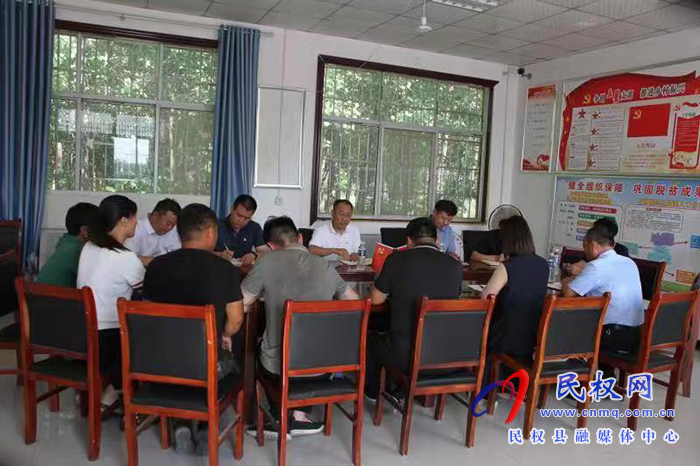 縣政協(xié)主席周明河到綠洲街道辦常莊寨村調研軟弱渙散黨組織整頓工作