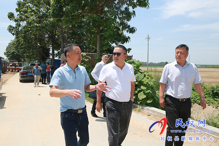 廣州江楠農(nóng)業(yè)集團(tuán)董事長葉燦江一行到民考察農(nóng)業(yè)產(chǎn)業(yè)發(fā)展情況