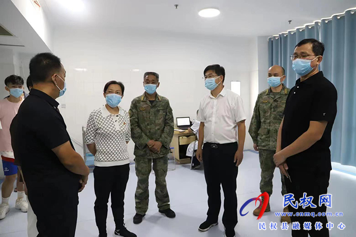 縣委書記、人武部黨委第一書記張團結(jié)檢查指導2022年征兵體檢工作