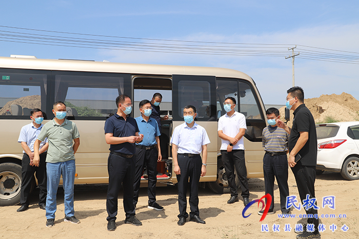 市委督查組蒞民督查鞏固脫貧攻堅成果、“五星”支部創(chuàng)建、優(yōu)化營商環(huán)境重點事項落實和“三個一批”項目建設(shè)等