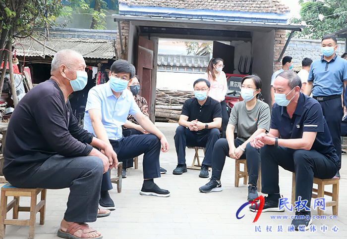 商丘市鄉(xiāng)村振興局局長何玉東到民調(diào)研鄉(xiāng)村振興工作