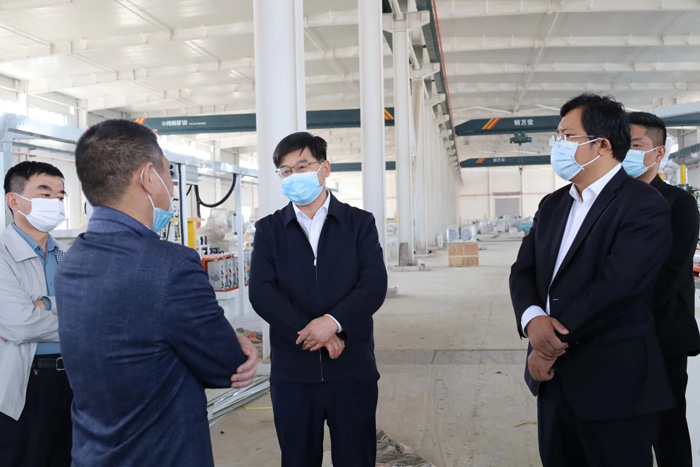 縣委書記張團結(jié)調(diào)研重點項目建設(shè)工作
