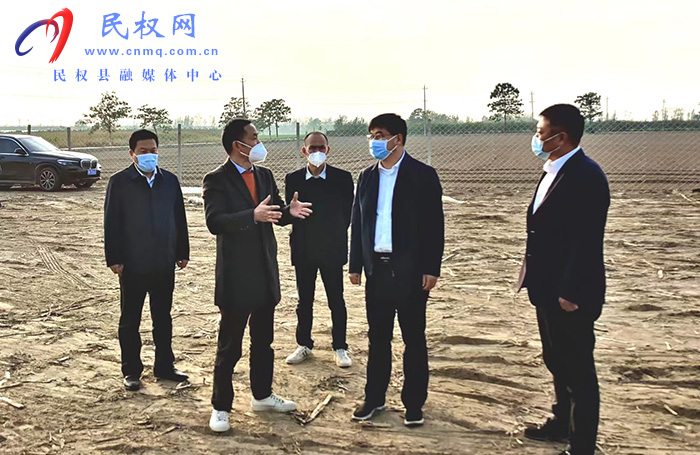 縣委書(shū)記張團(tuán)結(jié)到野崗鎮(zhèn)調(diào)研農(nóng)業(yè)產(chǎn)業(yè)化情況
