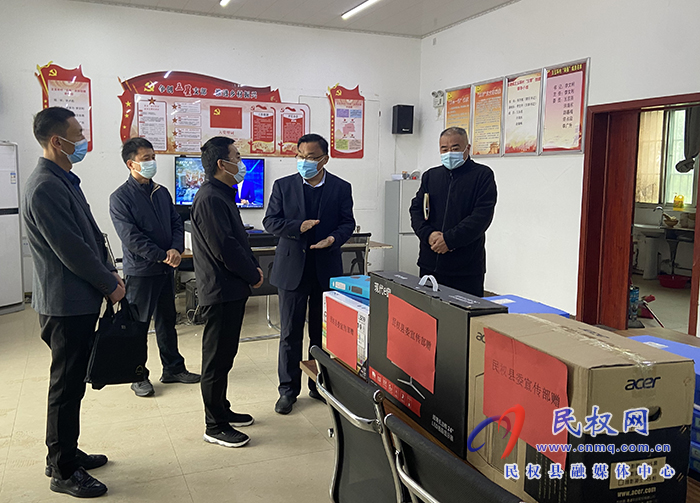 縣委常委、宣傳部長(zhǎng)、副縣長(zhǎng)畢道喜到龍?zhí)伶?zhèn)督導(dǎo)鞏固拓展脫貧攻堅(jiān)成果后評(píng)估工作