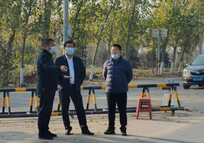 縣領導李君調研督導疫情防控工作