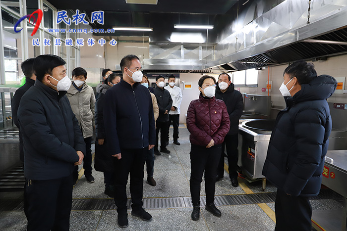 縣委副書記、縣長王靜嫻調(diào)研包保企業(yè)食品安全  “兩個(gè)責(zé)任”工作機(jī)制落實(shí)情況