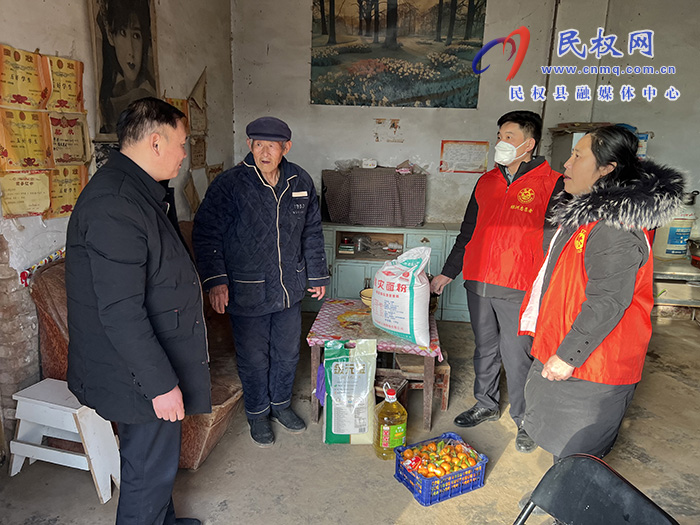 文廣旅游局開展春節(jié)幫扶慰問身邊好人志愿服務活動