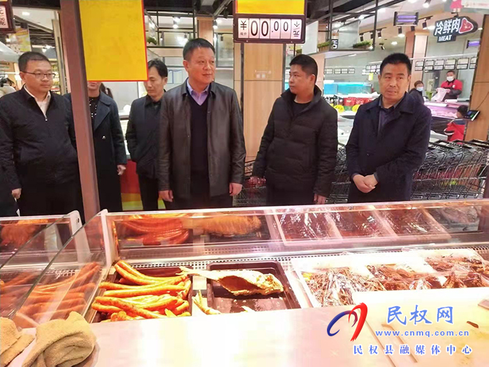 副縣長、縣公安局局長賈濤到北關(guān)鎮(zhèn)督導(dǎo)檢查食品安全“兩個責(zé)任”落實(shí)情況