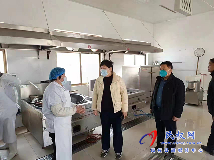 王莊寨鎮(zhèn)黨政主要領導調(diào)研包保主體食品安全“兩個責任”落實情況