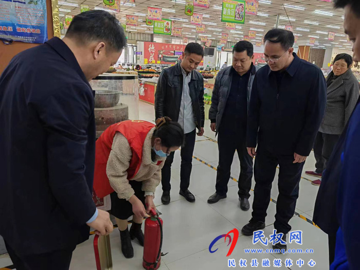 縣委常委、常務副縣長王景義深入伯黨鄉(xiāng)督導安全生產工作
