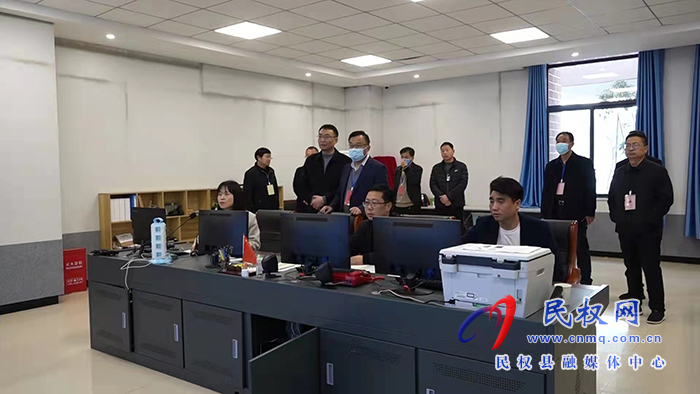 縣委常委、宣傳部長(zhǎng)、副縣長(zhǎng)畢道喜查看2022年成人高招考試（延期）工作