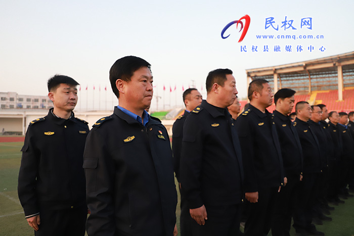 民權(quán)縣城市管理局:開展“強基礎(chǔ) 轉(zhuǎn)作風(fēng) 樹形象”軍事化訓(xùn)練活動?