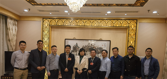  民權(quán)博士團(tuán)北京分團(tuán)會(huì)見全國人大代表張永濤