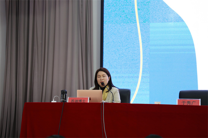 東方啟明蘇迪博士受邀做民權(quán)縣高中生心理危機識別與干預(yù)專題培訓(xùn)