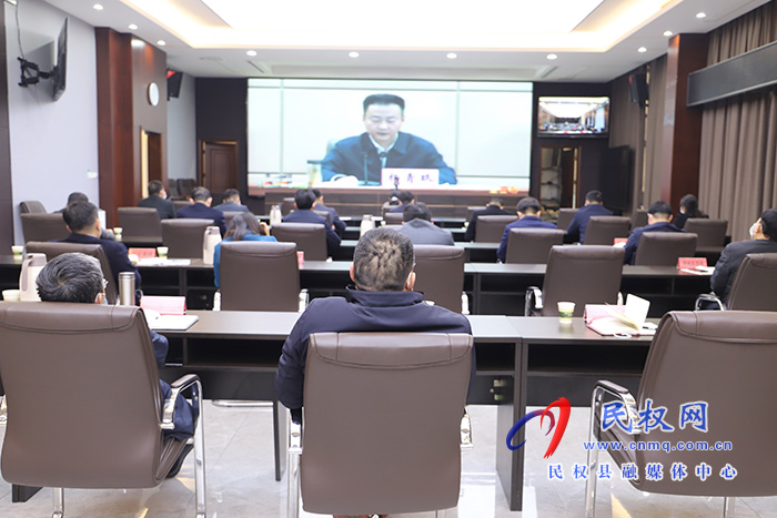 我縣組織收聽收看全省麥田管理暨病蟲害防治工作電視電話會(huì)議 我縣組織收聽收看全省麥田管理暨病蟲害防治工作電視電話會(huì)議