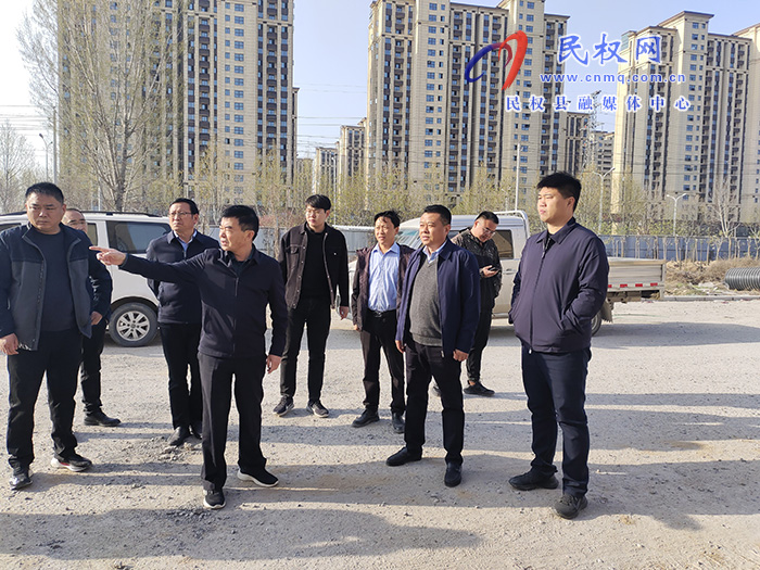 縣領(lǐng)導(dǎo)張方杰、張玉棟、馬德偉調(diào)研盈炻空調(diào)項目建設(shè)情況