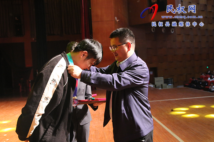 大美不言·逍遙民權(quán) 2023中國(guó)·民權(quán)第七屆槐花文化系列活動(dòng)之 “我愛(ài)家鄉(xiāng)槐花香”隨手拍抖音大賽頒獎(jiǎng)晚會(huì)舉行