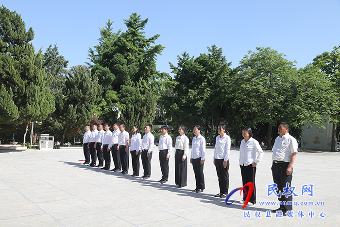 縣人大常委會(huì)機(jī)關(guān)黨支部開展5月份主題黨日“1+N”活動(dòng)