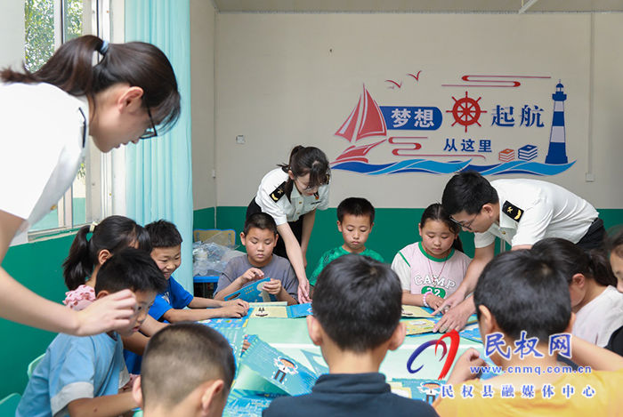 海關(guān)國門生物安全科普課堂走進花園鄉(xiāng)