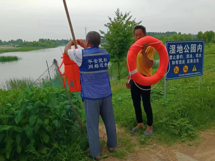 王橋鎮(zhèn)：強化“河長制”巡河，構(gòu)筑堅固的防汛安全堤