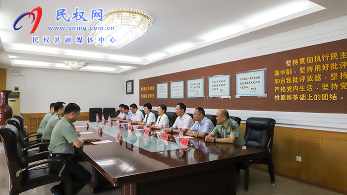 縣委書(shū)記王靜嫻率隊(duì)慰問(wèn)商丘軍分區(qū)官兵