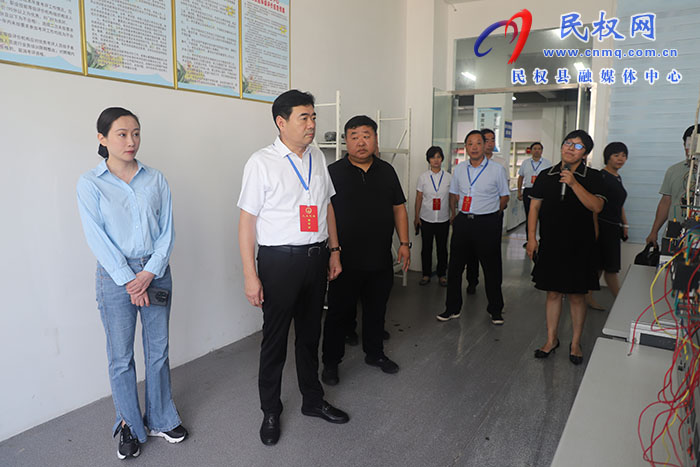 縣人大常委會開展貫徹落實就業(yè)促進“一法一條例”情況檢查調(diào)研