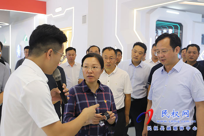  縣委書記王靜嫻帶領(lǐng)黨政考察團赴睢縣參觀考察