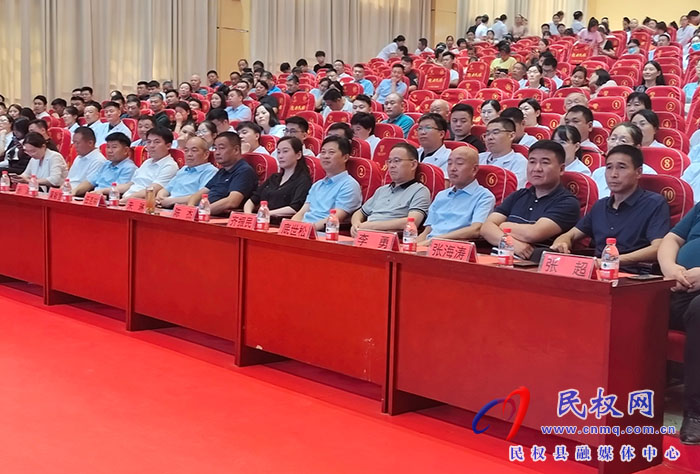 我縣舉行中國醫(yī)師節(jié)慶?；顒? title=