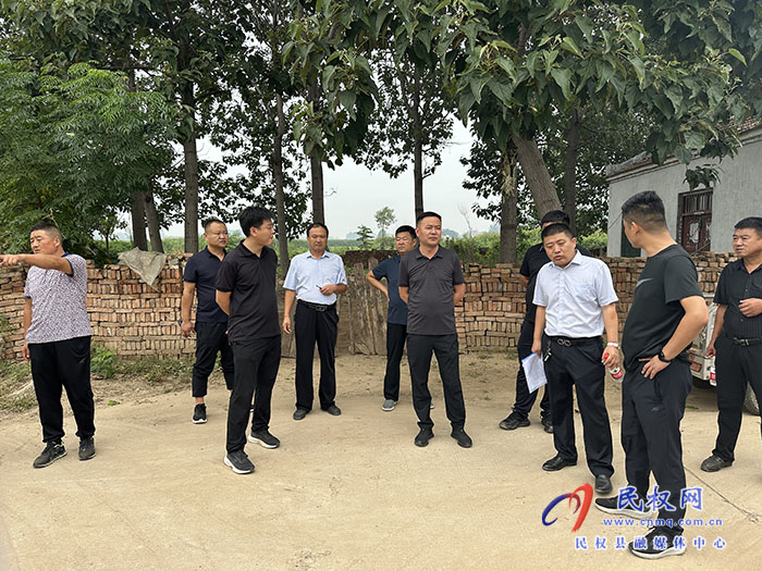 曬一曬！賽出最美鄉(xiāng)村來(lái) 南華街道辦事處“五星”支部創(chuàng)建暨人居環(huán)境整治觀摩活動(dòng)