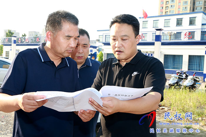 縣委常委、組織部長王義彬督導文明城創(chuàng)建工作