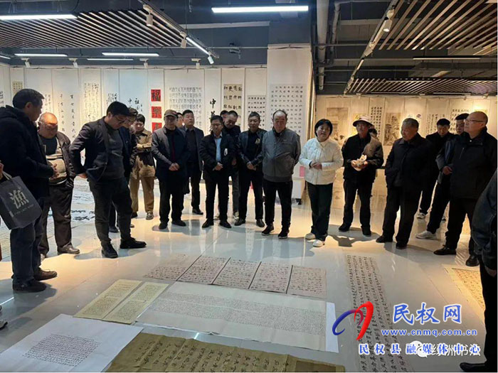 民權(quán)縣文聯(lián)邀請中書協(xié)會員、商丘市書法家協(xié)會副主席王文博老師點評書法作品