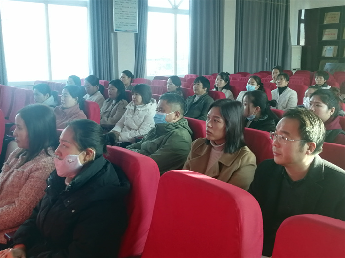 家校共育 攜手同行——民權(quán)縣第三小學(xué)召開2023—2024學(xué)年度上期家長委員會增補(bǔ)會議暨雙減背景下家校共育交流會