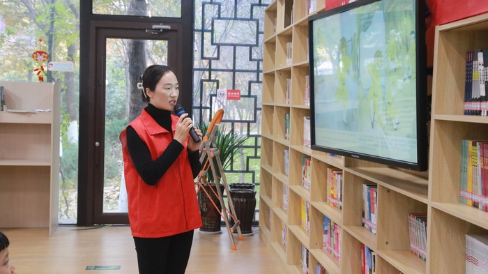 民權(quán)縣圖書館舉辦第三十期“童心向黨·書香伴成長”閱讀分享會活動(dòng)
